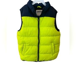Gymboree boys puffer vest. Like new, size Large!
